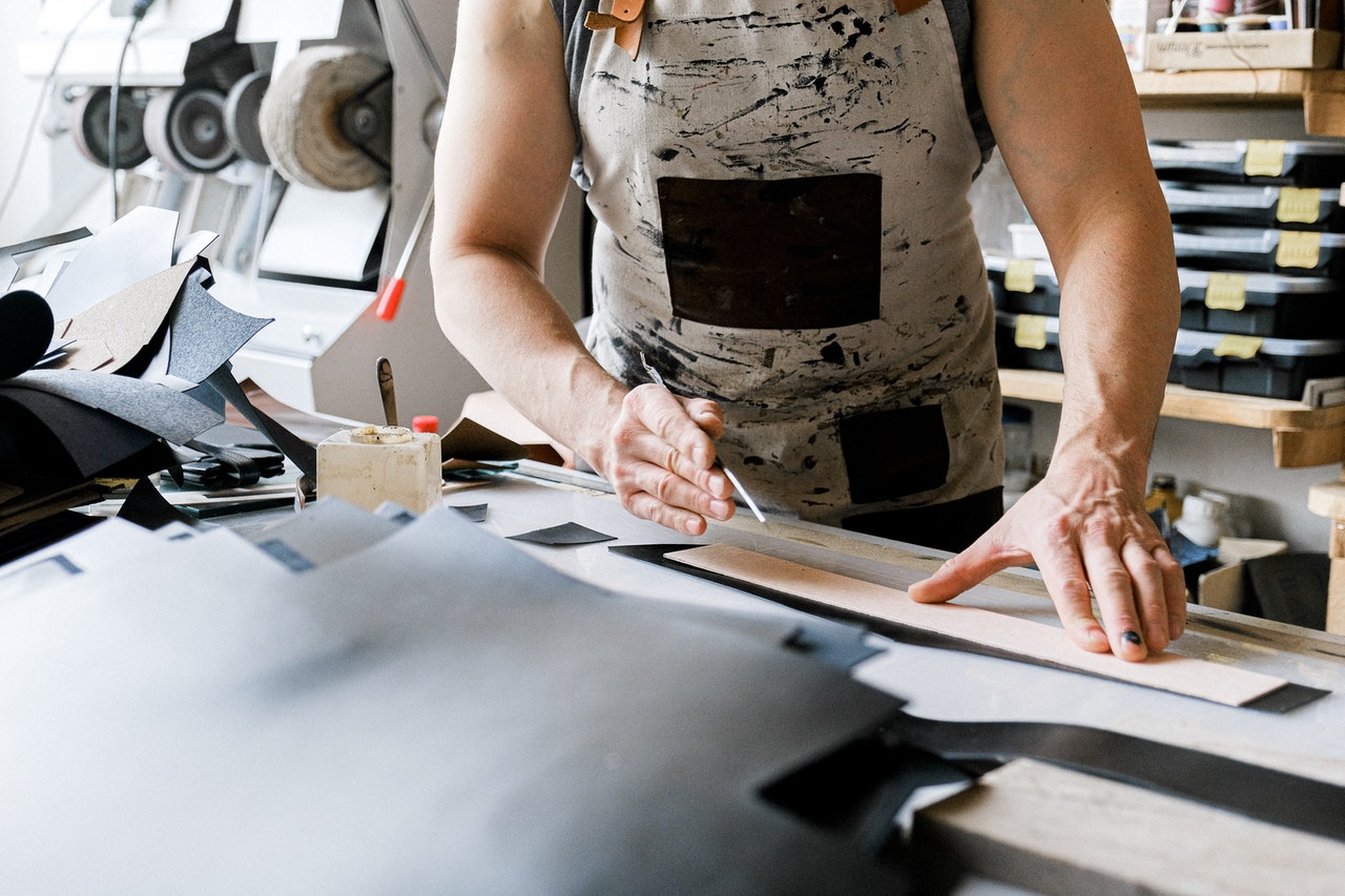 Why Do Leather Bags Get Better With Old Age? — The Handmade Store