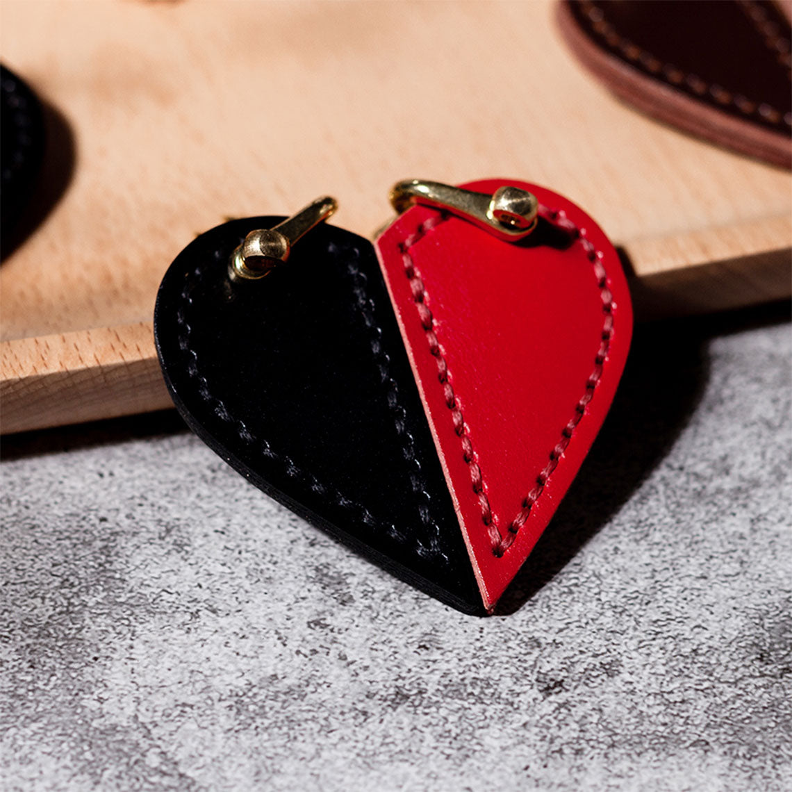 Valentine's Day Gift Ideas | DIY Valentine's Day Keychains - POPSEWING®