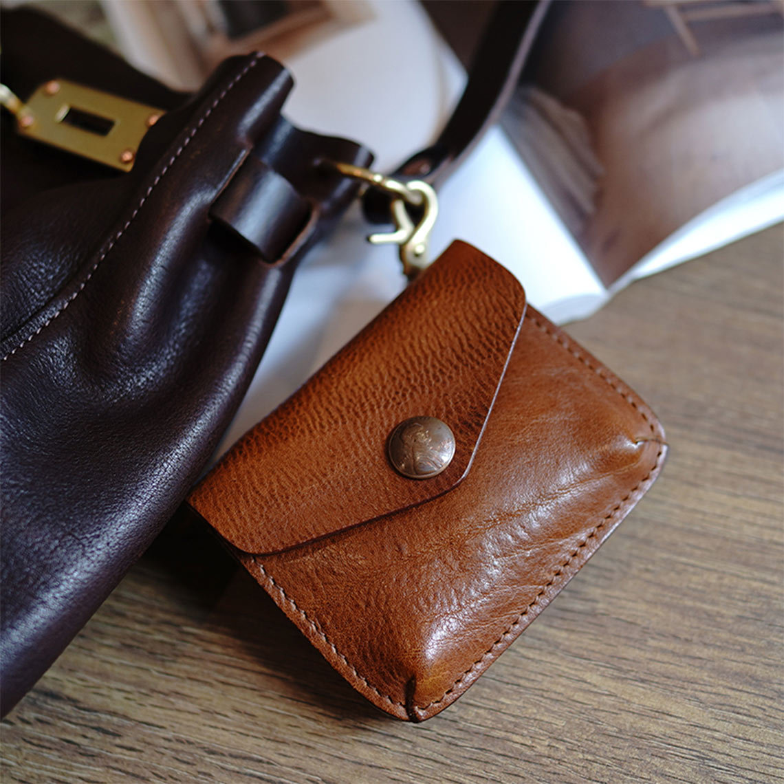 Vegetable Tanned Leather Distressed Mini Pouch