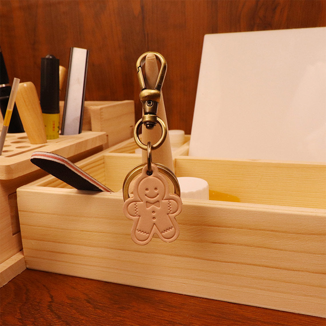 POPSEWING®️ Vegetable Tanned Leather Gingerbread Men Keychain