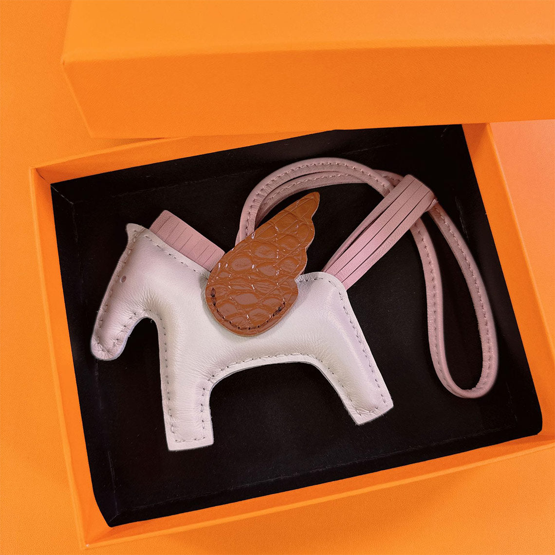 Lambskin Rodeo Horse Charm | Bag Accessories – POPSEWING®