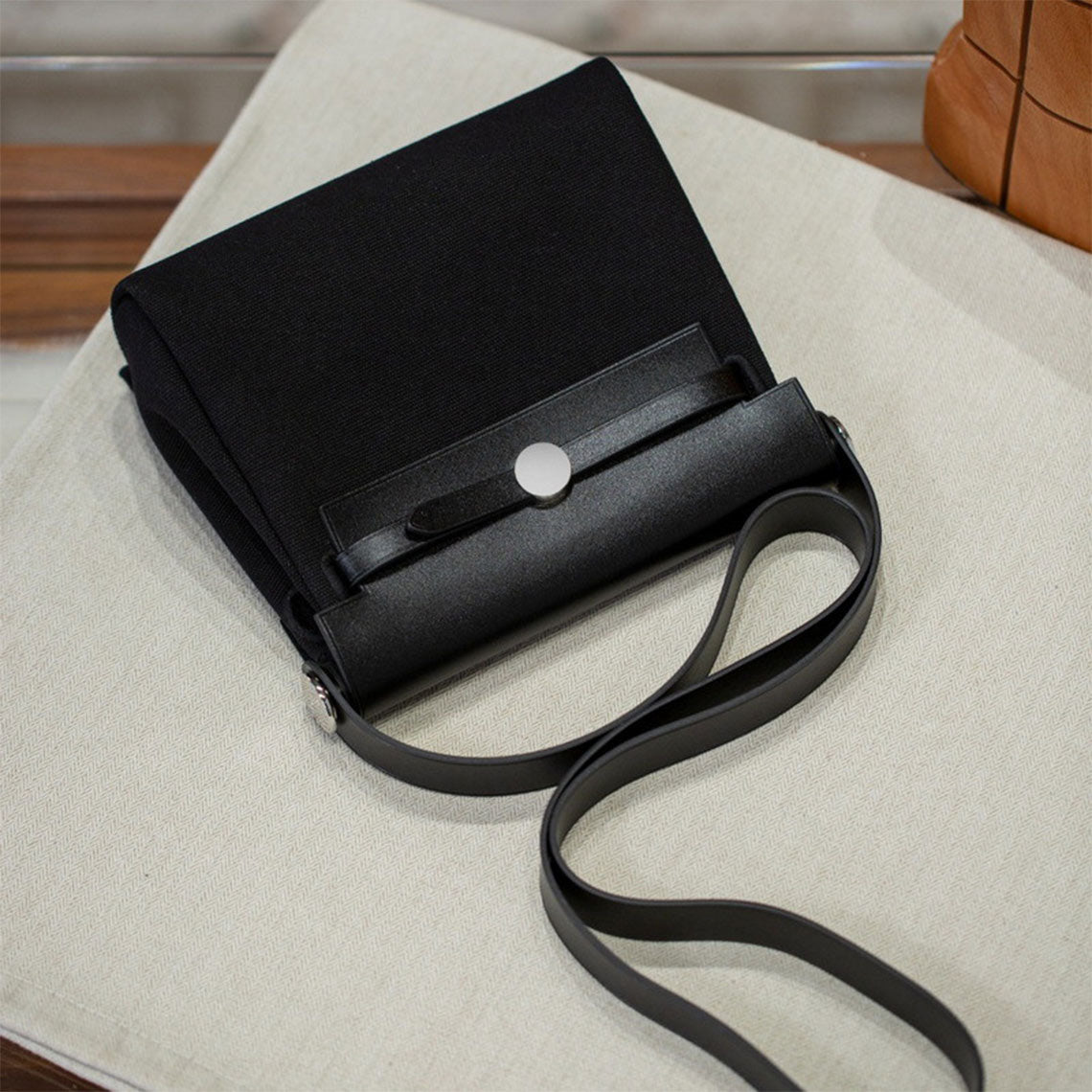 【証明書付・ほぼ未使用】Herbag Zipショルダーバッグ Herbag Zip 20 bag - Black | Hermès Mainland China