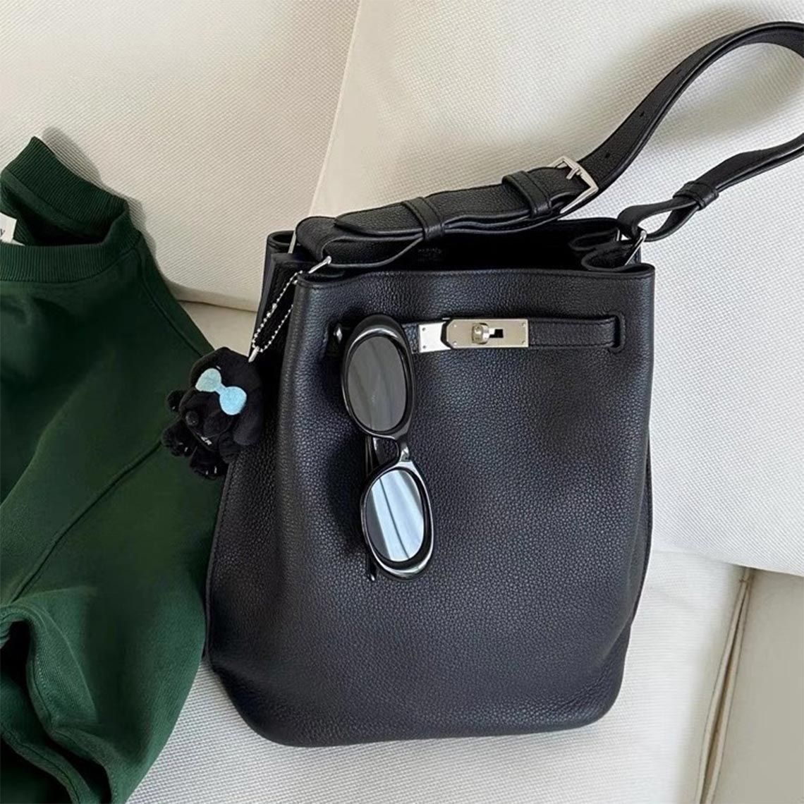 Women Leather Bucket Bag in Black - POPSEWING®