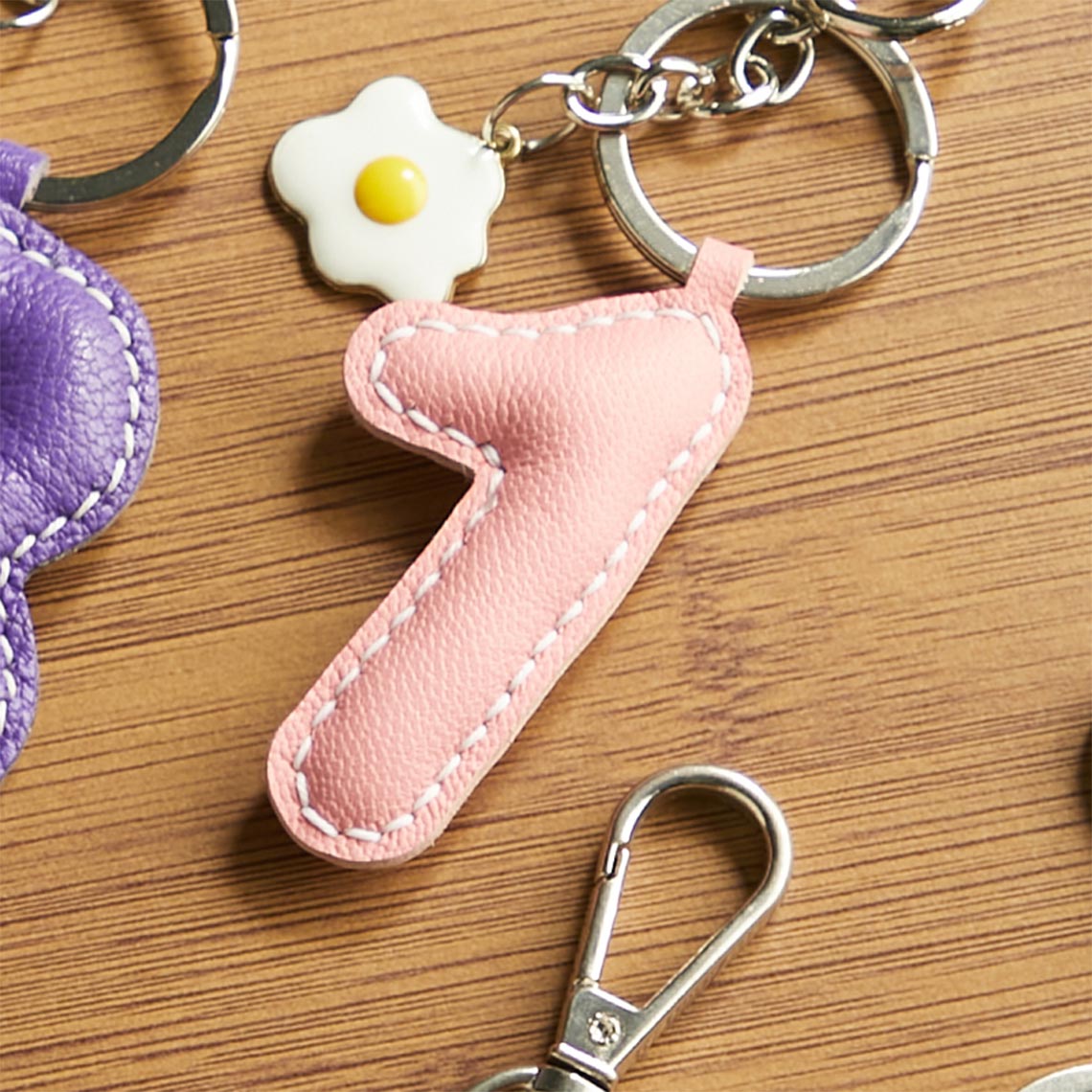 Arabic Number Keychain | Lucky Number 1 Keychain - POPSEWING®