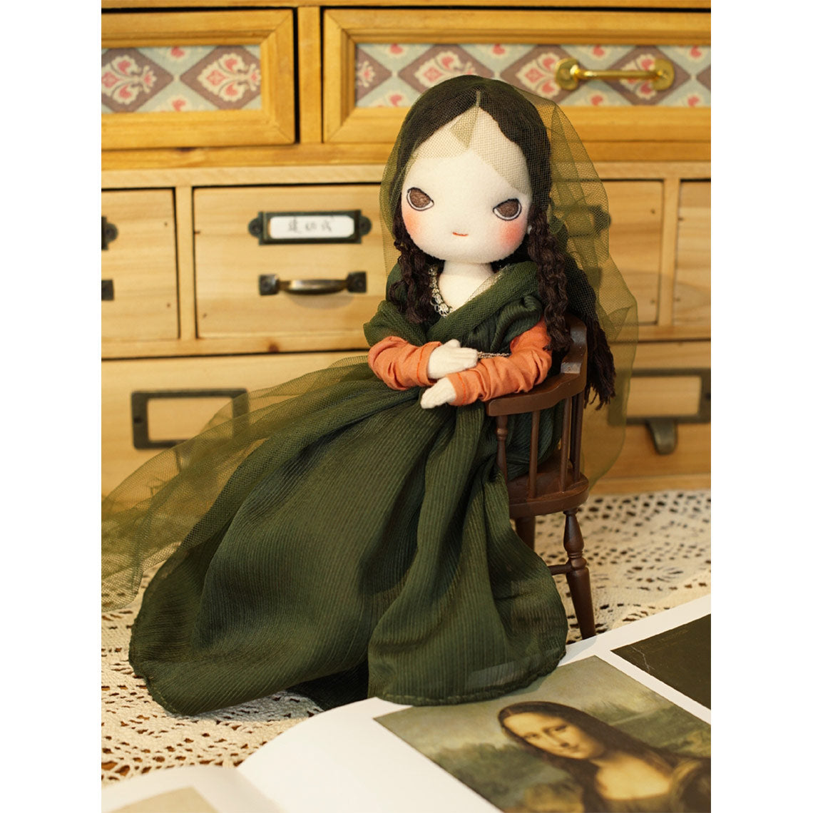 Cute Plush Dolls | Mona Lisa Plush Doll Making Kit for Beginners - POPSEWING®