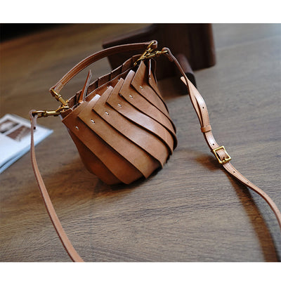 Vegetable Tanned Leather Design Shell Handbag