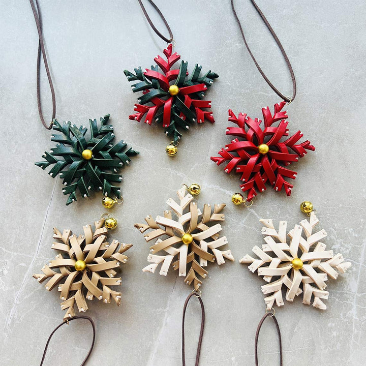 DIY snowflake leather bag charm | DIY Christmas gifts