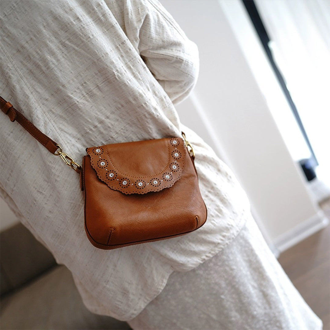 Handmade Leather, Vegetable Tanned,Leather Saddle Bag, Leather Bag, Women's Small Crossbody Bag, 2024 Classic Shoulder Bag ,