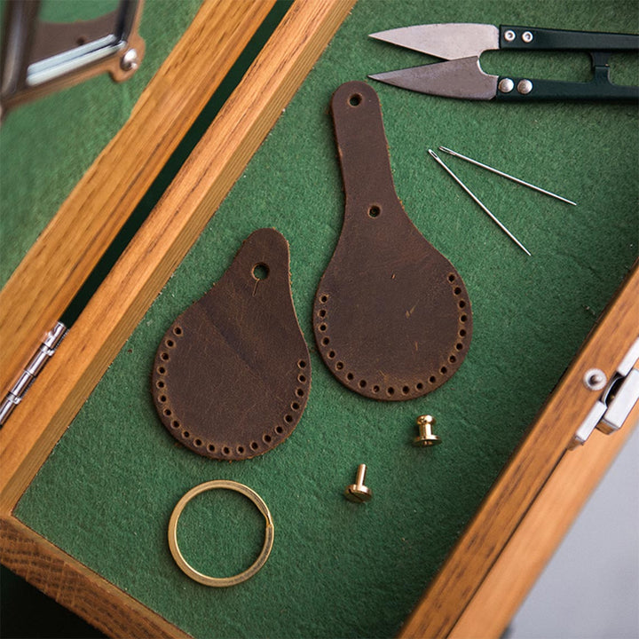 Crazy Horse Leather DIY Keychain Kits | Handmade APPLE AirTag Leather Holder Brown - POPSEWING™