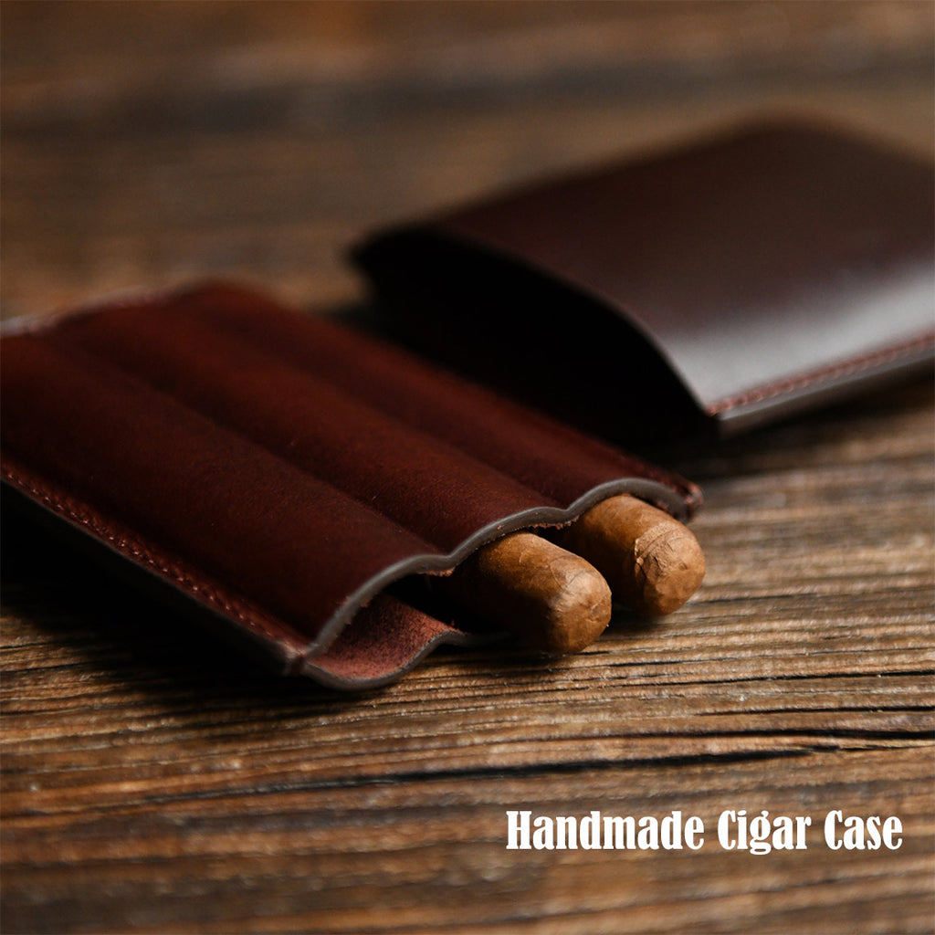 Double Corona-sized extra-long leather 3 cigar case