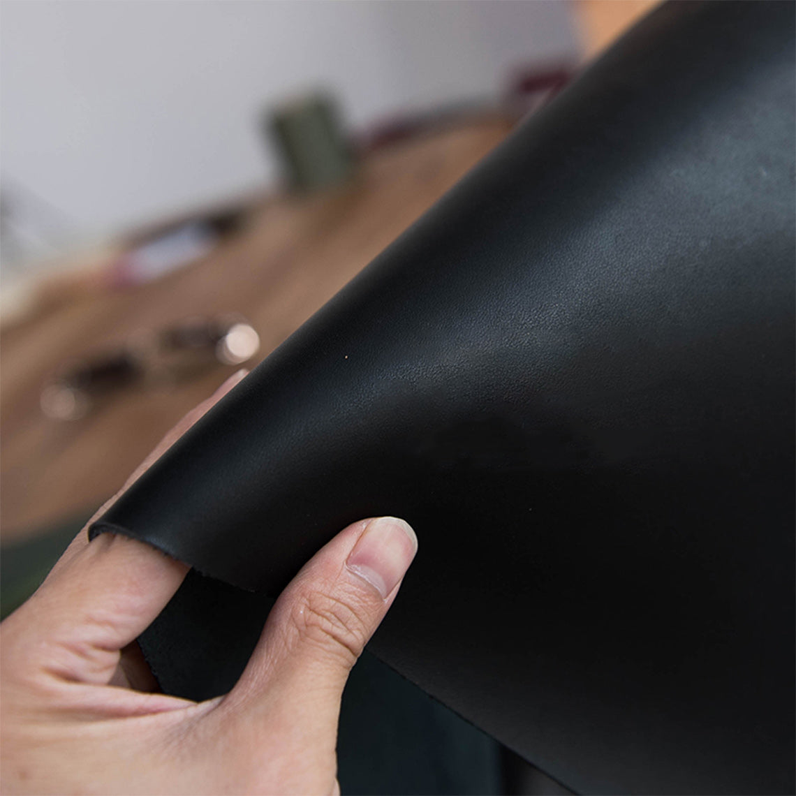 Vegetable tanned leather black | Leather bag making kit | POPSEWING™