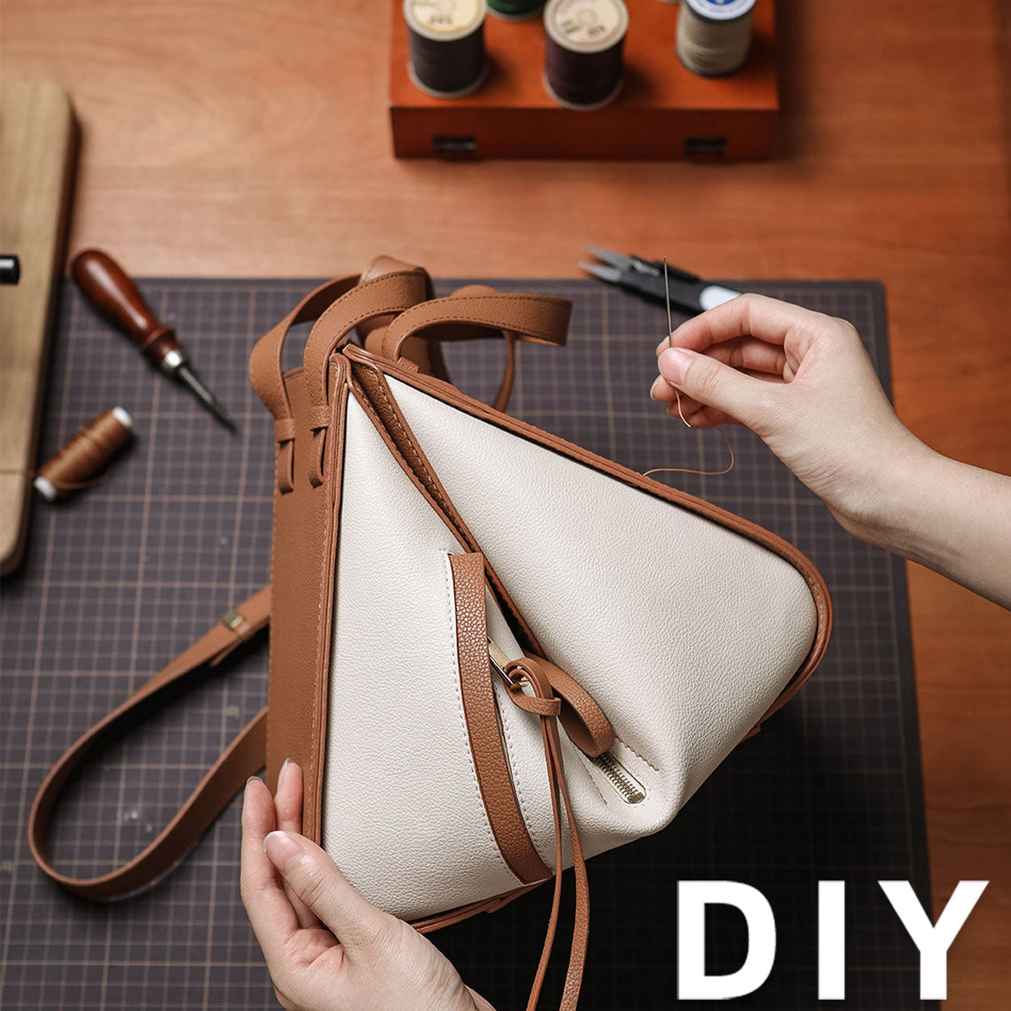 Leather Designer Fold Bag DIY Kit - White & Brown – POPSEWING®