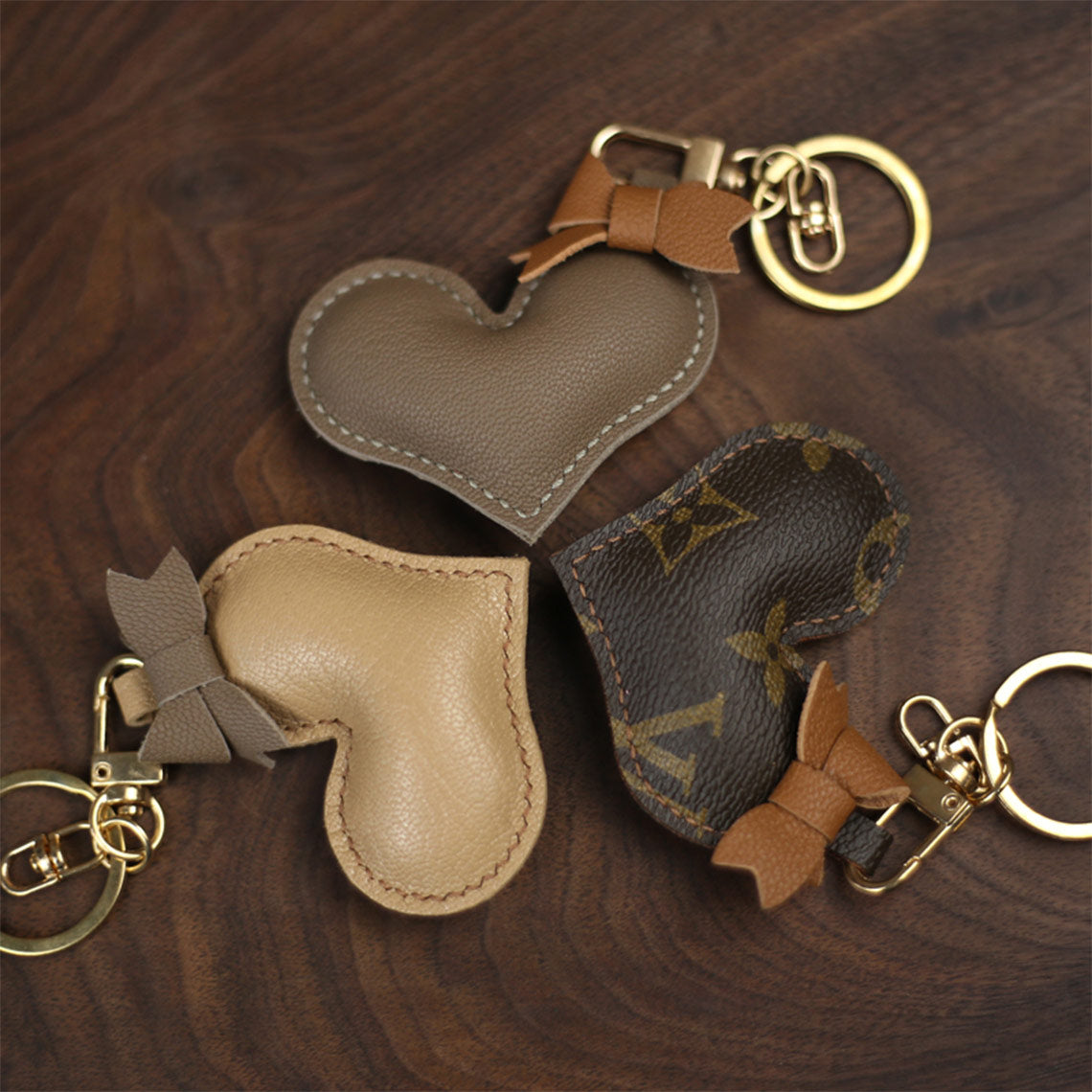 Heart Shaped Keychain in Sheepskin Leather | Handmade Leather Heart Charm, Unique DIY Gifts - POPSEWING™